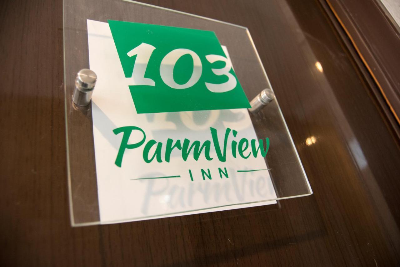 Parmview Inn ليغاسبي المظهر الخارجي الصورة